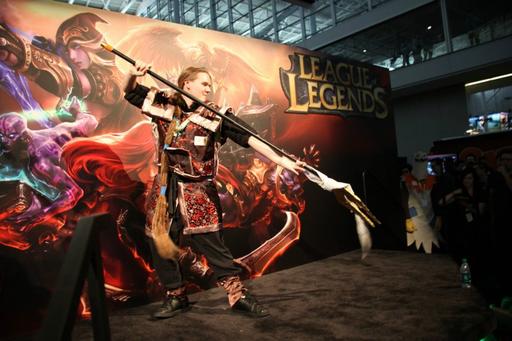 Лига Легенд - Косплей по LoL на PAX East 2012